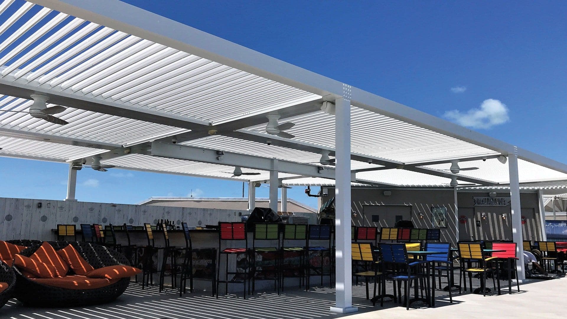 stuxure-smart-pergola-header